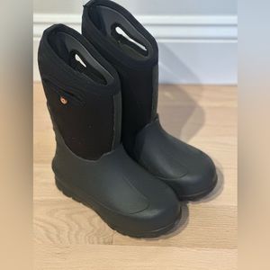 Kids Bogs Boots - Size 13